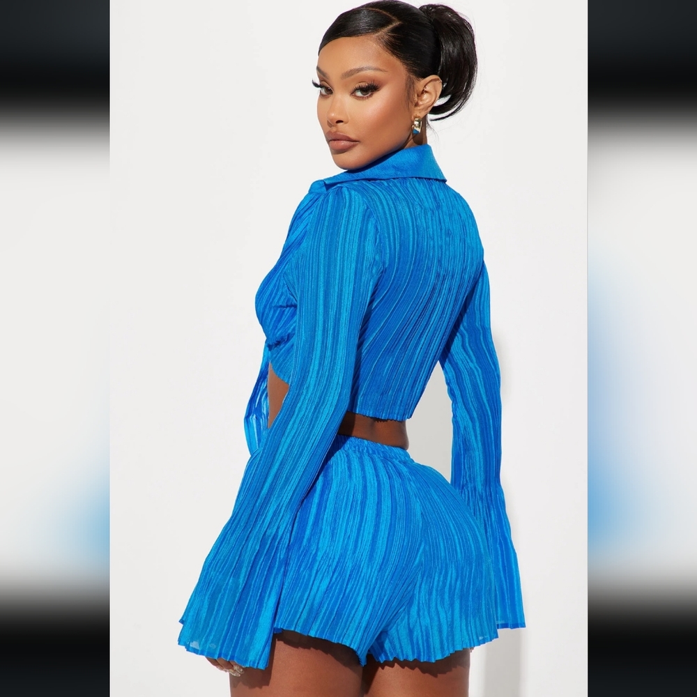 Kienna Short Set - Picture 2 of 3